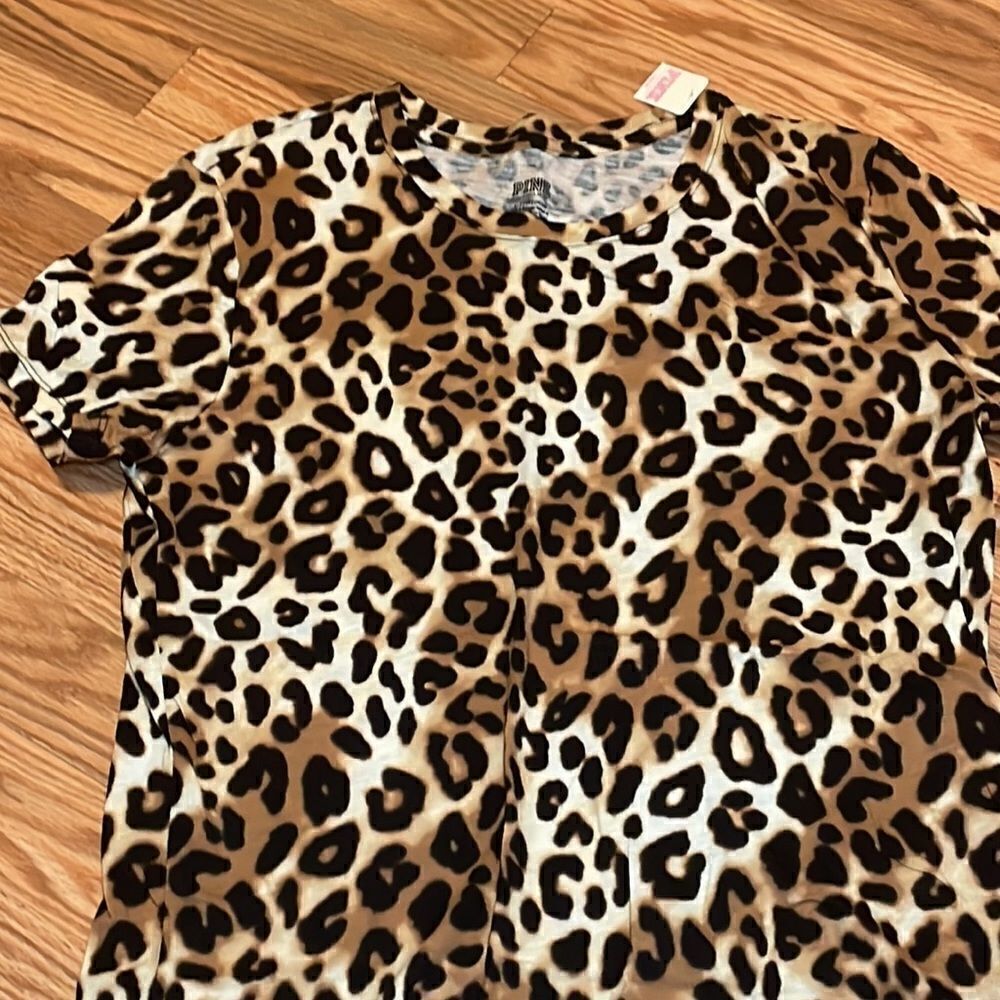 NEW! VS Pink Tee, leopard, Small - Picture 2 of 4